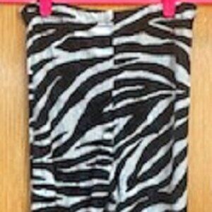 XOXO Printed Zebra Stripe Stirrup High Waist Elastic Waistband Leggings Pants M